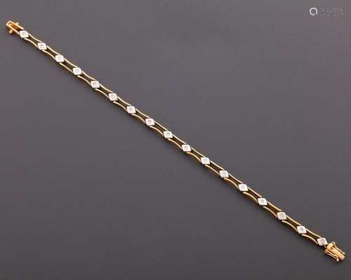 BRACELET IN 18 KT BICOLOR GOLD AND DIAMONDS _<br />
bracelet...