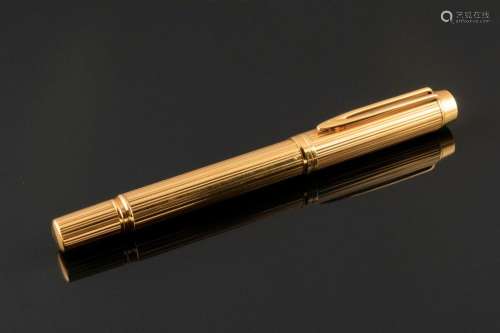 WATERMAN "IDEAL" FOUNTAIN PEN _<br />
Made in 18 k...