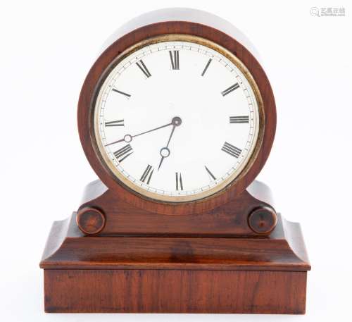 ENGLISH WOODEN TABLE CLOCK _<br />
Wood_ Wood_<br />
Brevet ...