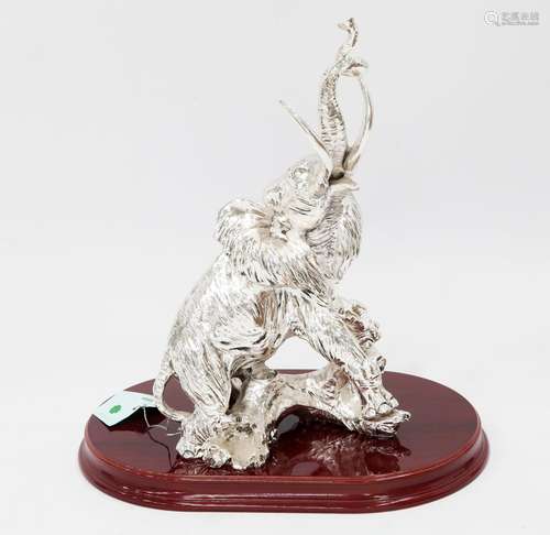 FIGURE OF ELEPHANT ON A BRANCH _<br />
Metal with sterling s...