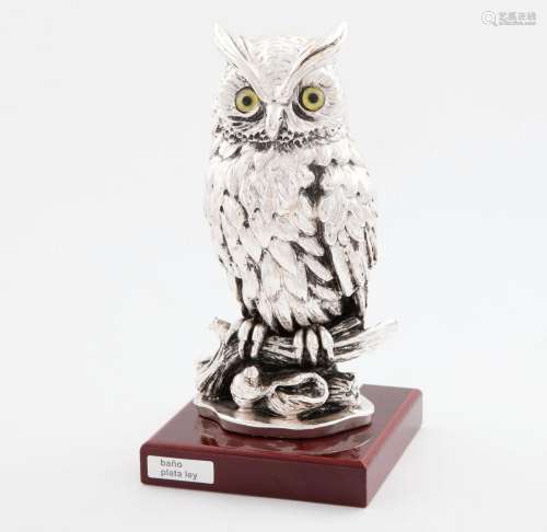 FIGURE OF AN OWL RESTING ON A BRANCH Metal with sterling sil...