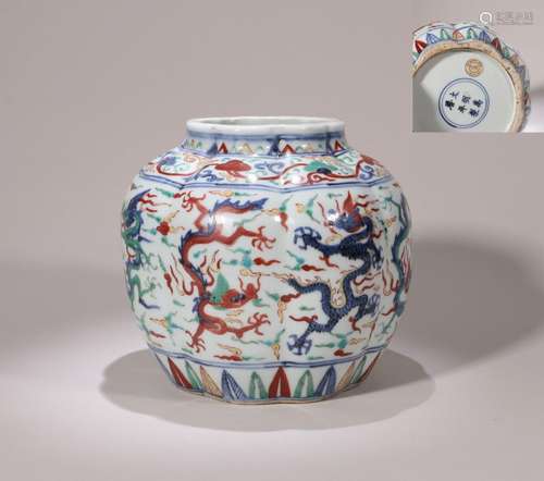 CHINESE PORCELAIN BLUE AND WHITE WUCAI DRAGON WATER JAR