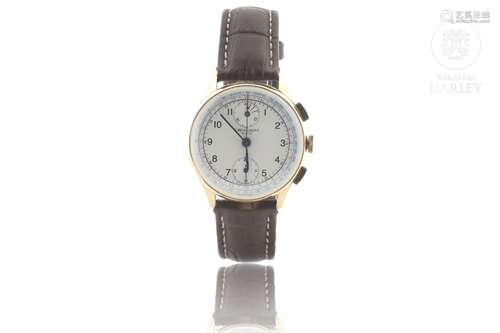 Chronographe Suisse Cie watch in 18k yellow gold