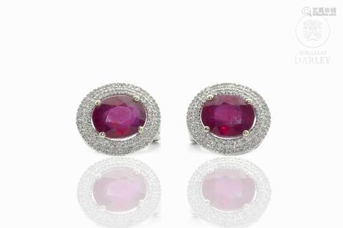 Earrings in 18k white gold with rubies and diamonds