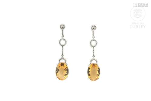 Earrings in 18k white gold with citrines and diamonds