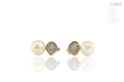 Pearl and diamond "sleepers" earrings