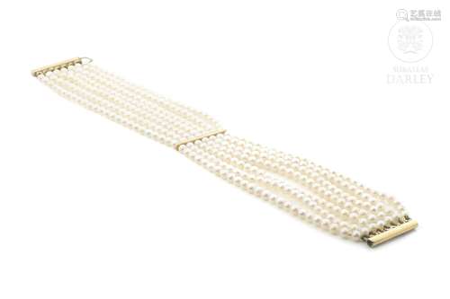 Chinese pearl and 18k yellow gold bracelet