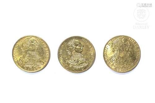 Set of three 900 thousandth gold coins