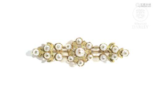 18k yellow gold and pearls brooch