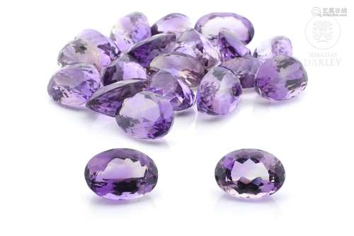 Lot of oval cut amethysts 438 cts