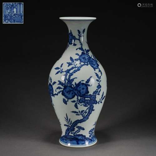 Qing Dynasty,Blue and White Longevity Peach Pattern Apprecia...