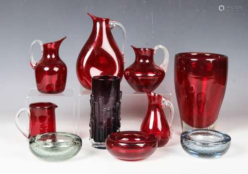 A mixed group of mostly Whitefriars glass