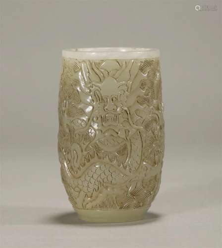 Qing Dynasty Hetian jade dragon cup