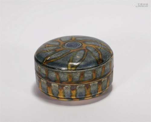 Tang Dynasty tri-color powder box