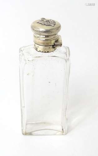 A Victorian glass toilet / dressing table jar with silver mo...