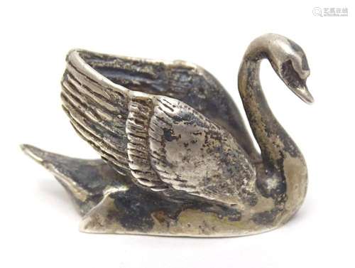 A silver miniature model of a swan hallmarked London 1979. 1...