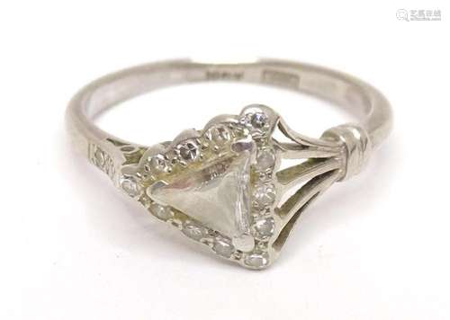 An unusual Art Deco 18ct white gold and platinum ring set wi...