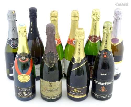 Sparkling Wine : Ten assorted bottles of sparkling wine / ca...