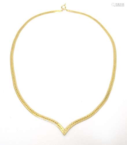 A 9ct gold necklace. Approx 16" long