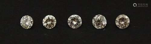 Loose unset stones: Five round brilliant cut diamonds. Large...