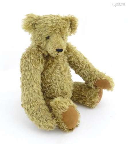 Toy: A Ruben Bears mohair teddy bear with hump back, glass e...