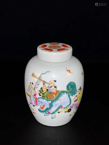 CHINESE GILDED ON POLYCHROME ENAMEL COVERED JAR DEPICTING &#...