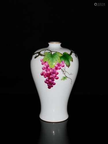 CHINESE PAINTED-ENAMEL MEIPING VASE DEPICTING 'GRAPE'...