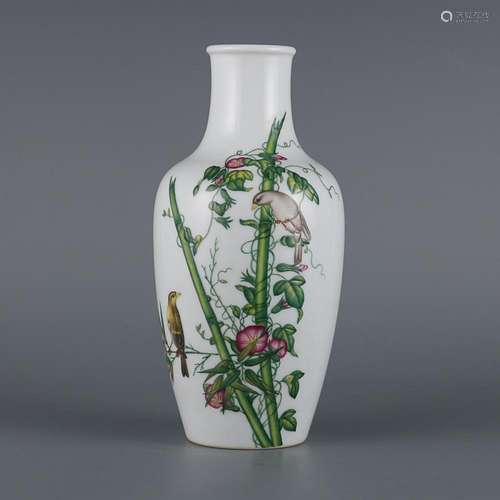 CHINESE PAINTED-ENAMEL VASE DEPICTING 'BIRD AND FLOWER&#...