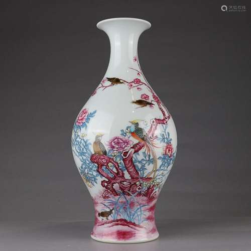 CHINESE PAINTED-ENAMEL VASE DEPICTING 'BIRD AND FLOWER&#...