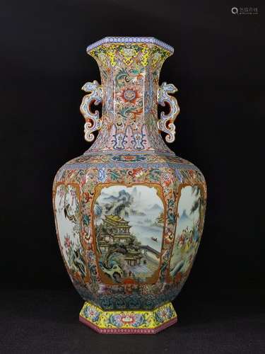 CHINESE GILDED ON FAMILLE-ROSE HANDLED VASE DEPICTING 'C...