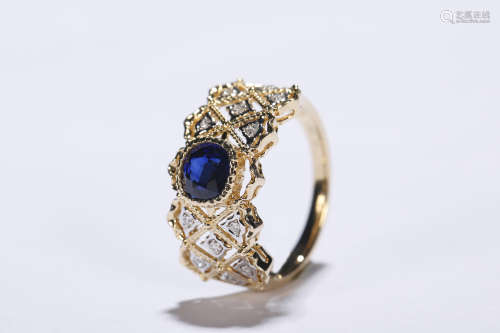 皇家蓝蓝宝石戒指