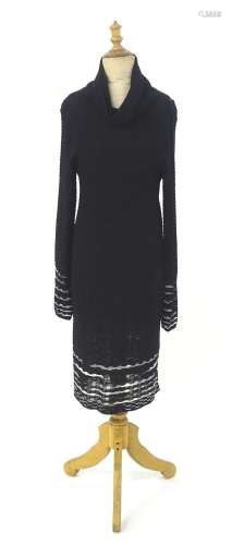 Vintage Fashion / clothing: A ladies black Missoni knitted d...