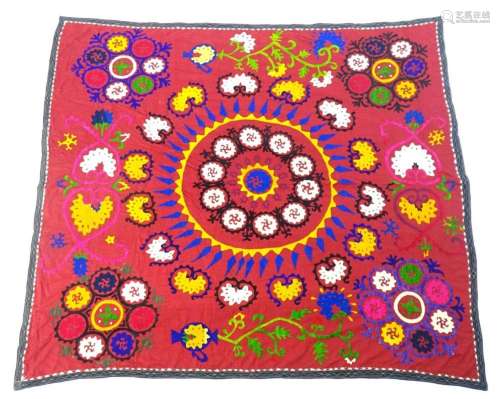 Carpet / Rug : An Uzbek Suzanie embroidery, the cerise groun...