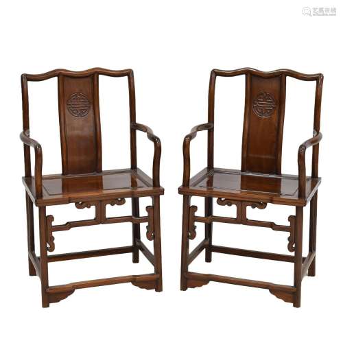PAIR OF CHINESE 19TH C ROSEWOOD CHAIRS