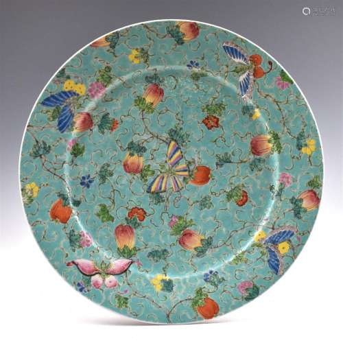A CHINESE BUTTERFLY GOURD GREEN GLAZED PORCELAIN PLATE