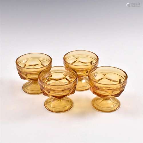 GLASS CUPS SET OF 4