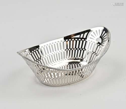 Silver bonbon basket openwork