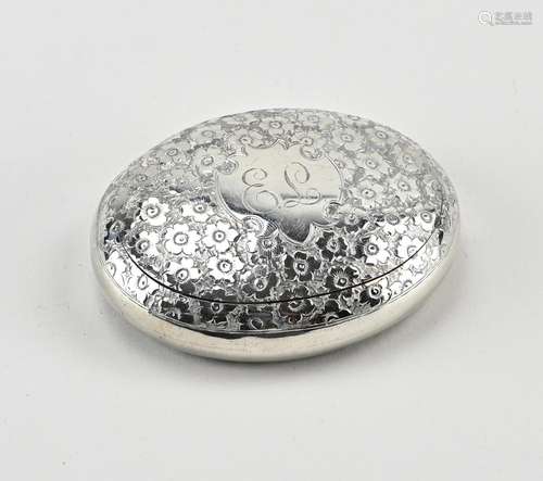 Silver box oval