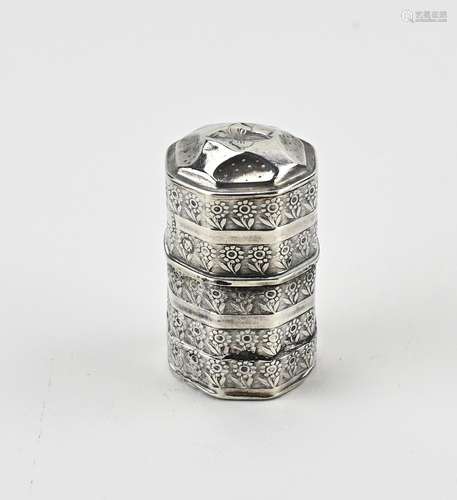 Silver snuffbox