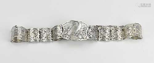 Silver belt with buckle