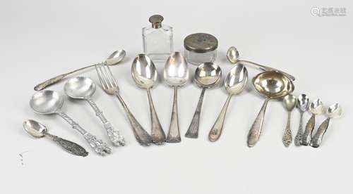 Lot spoons and toilet set