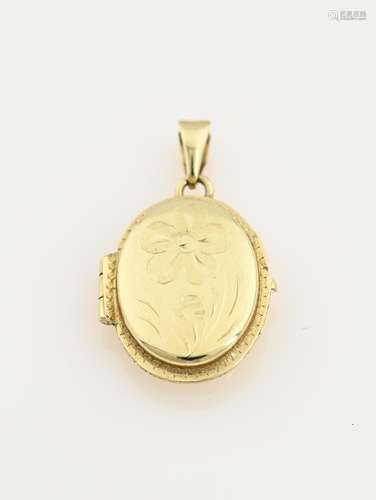 Gold medallion pendant