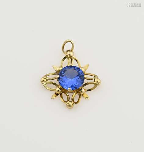 Gold pendant with blue stone