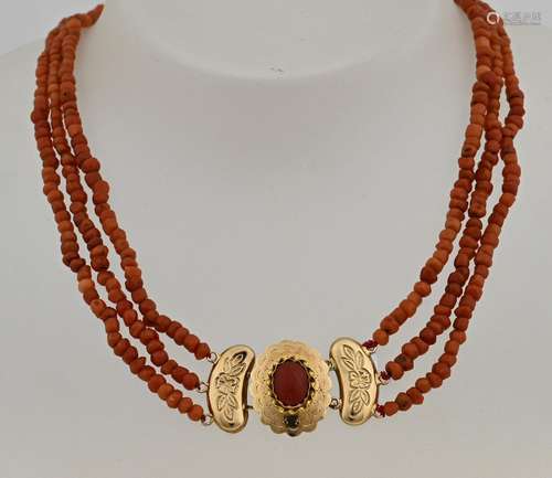 3-row red coral necklace