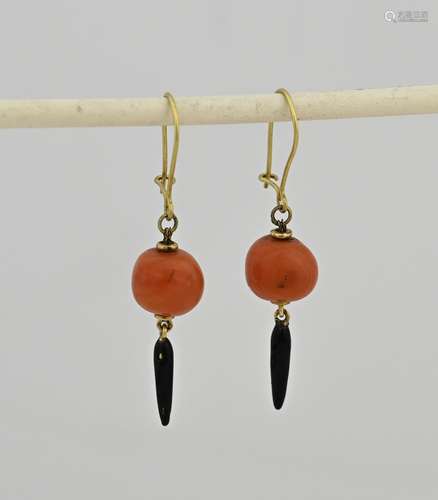 Gold earrings with red coral and enamel