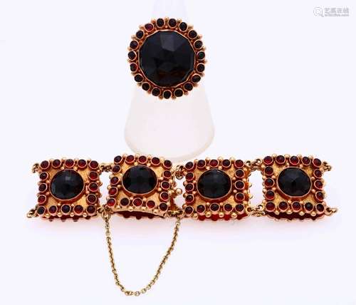 Gold bracelet and ring with garnet