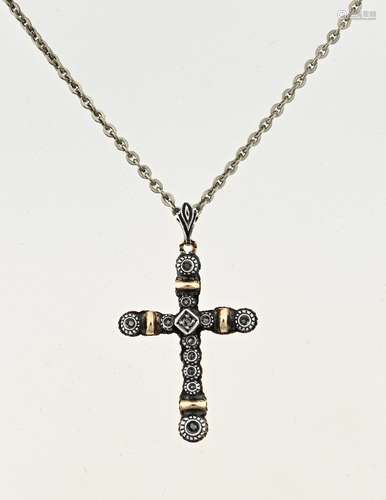 Silver necklace with cross pendant