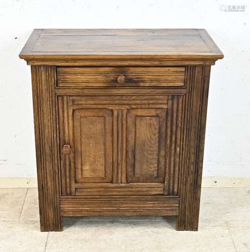 Oak 1-door cabinet