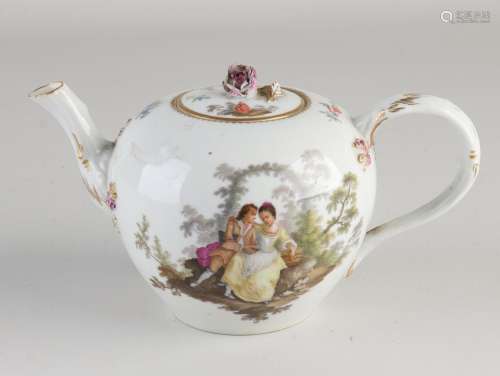 18th century Meissen teapot