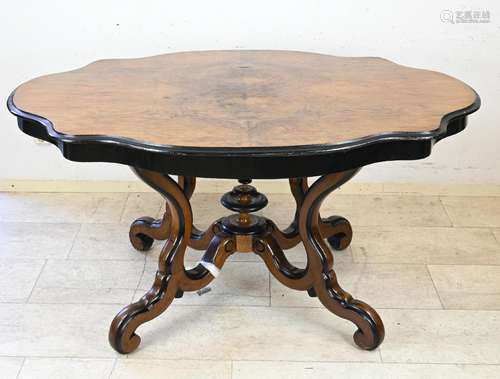 William III dining table